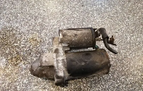 Audi A6 S6 C5 4B Starter motor