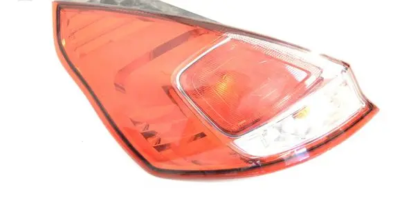 Volkswagen Jetta VI Rear/tail lights 