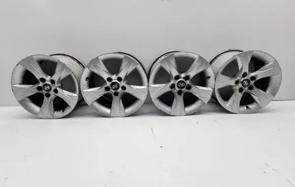 R16 alloy rim