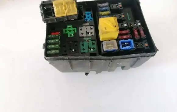 Ford Mondeo MK I Fuse box set 93bg14411ac 93bg-14411-ac