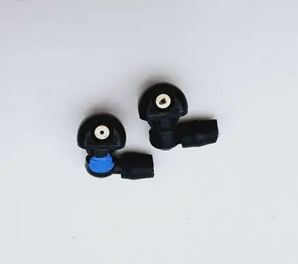 Daihatsu YRV Windshield washer spray nozzle 