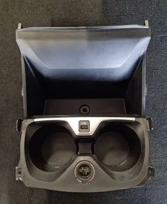 Cup holder front