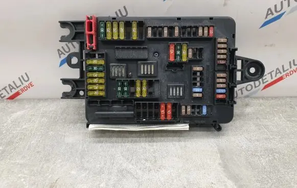 BMW 4 F32 F33 Fuse module 9337880 61149337880