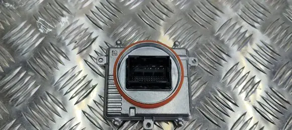 Porsche Cayenne (9Y0 9Y3) LED ballast control module 992941571BH 992941571B 10101500270