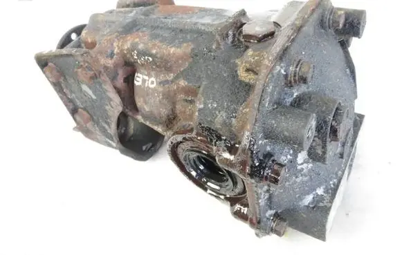 Mitsubishi Space Wagon Rear differential 3312