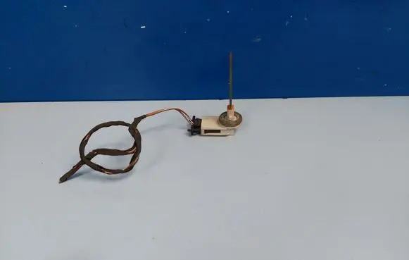Interior temperature sensor