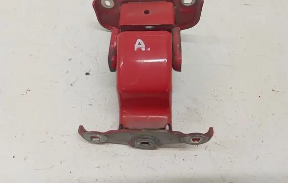 Nissan Primastar Loading door upper hinge 312304K