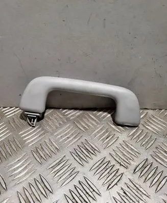 Toyota Yaris Front interior roof grab handle L1020372