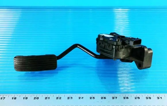 Opel Astra H Acceleration sensor 9158010