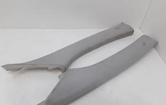 Toyota Avensis T250 (A) pillar trim