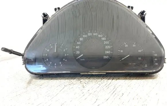Mercedes-Benz E W211 Speedometer (instrument cluster) A2115408747 110080284033