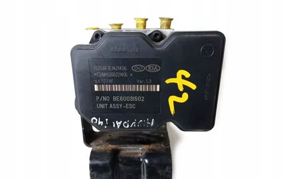 Hyundai i40 ABS Pump 589203Z910