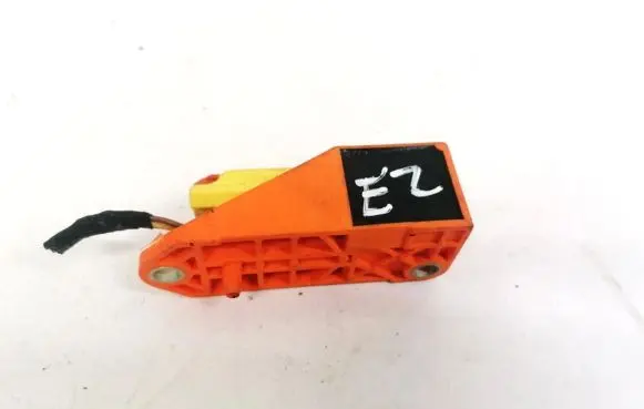 Skoda Fabia Mk2 (5J) Airbag deployment crash/impact sensor 1T0909606 5WK43340