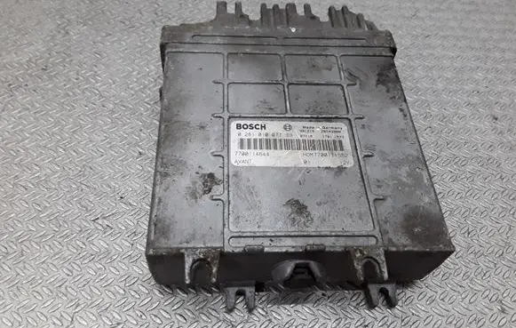 Renault Scenic I Engine control unit/module 0281010077 7700114644