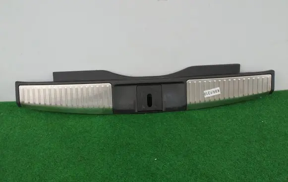 Honda Accord Trunk/boot storage box wall 84640-TL4-G0