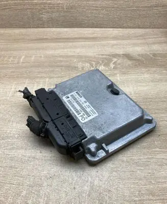 Opel Zafira A Engine control unit/module ECU 24417169 0281010268