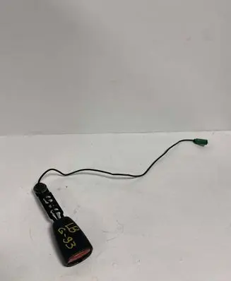 Volvo V70 Front seatbelt buckle 738699