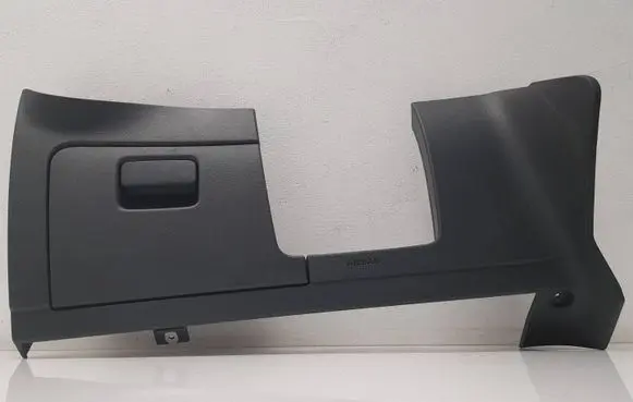 Dashboard lower bottom trim panel