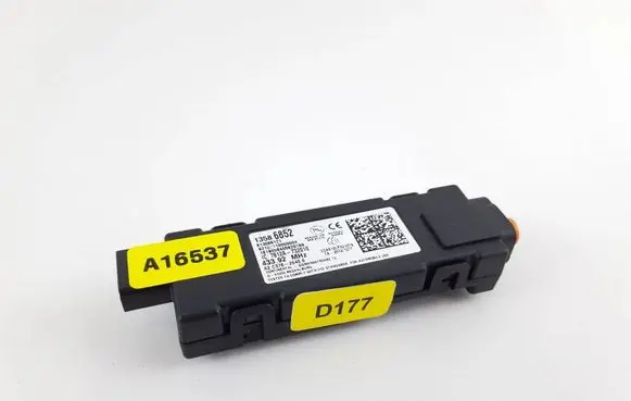 Cadillac Escalade Keyless (KESSY) go control unit/module 13586852 813086121 7812A-732010