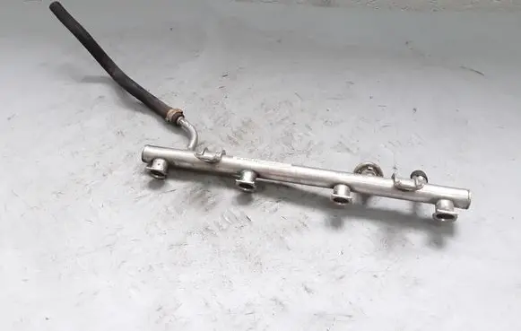Mercedes-Benz A W169 Fuel main line pipe A2660700395 A2660700595