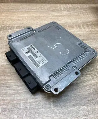 Citroen C5 Engine control unit/module ECU 9657157080 0281011780