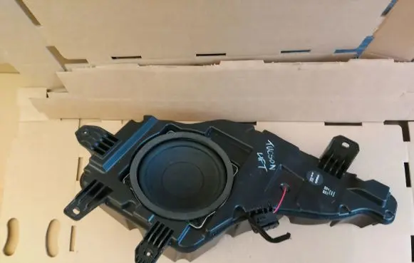 Hyundai Tucson LM Subwoofer speaker