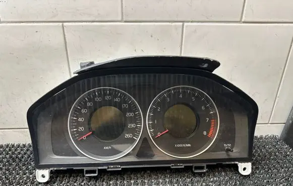 Volvo V60 Speedometer (instrument cluster) 31296366AB