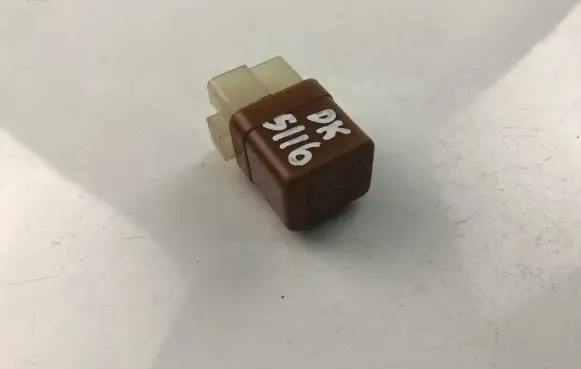 Nissan X-Trail T31 Other relay 2523079963
