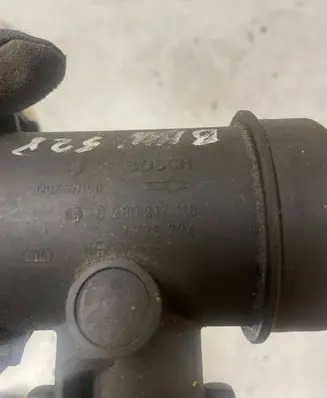 BMW 7 E38 Mass air flow meter 1736224 0280217110