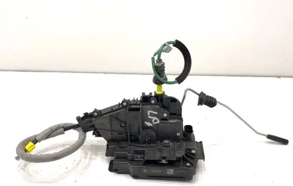 Mercedes-Benz C W205 Front door lock A2220063999