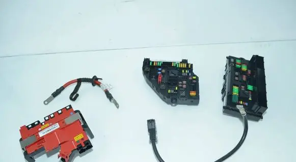 BMW X3 F25 Fuse module 9315150 61149315150 9315151