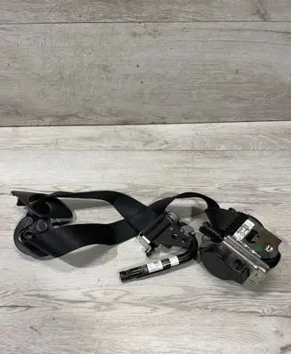 BMW X6 F16 Front seatbelt 624640200E R161532200U 609538500D