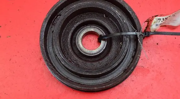 Ford Kuga I Crankshaft pulley