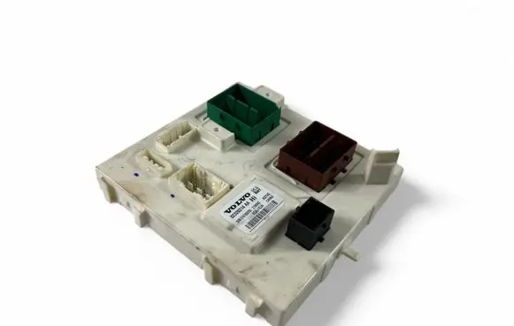 Volvo XC40 Central body control module 32320214AA