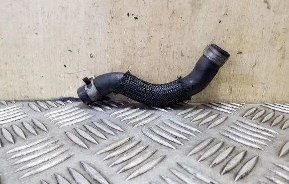Subaru Forester SH Engine coolant pipe/hose
