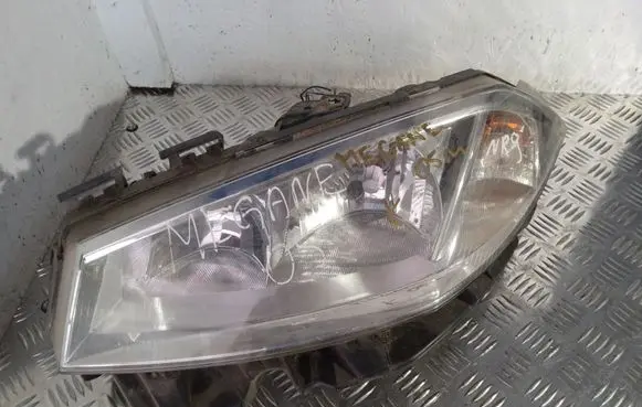 Renault Megane II Headlight/headlamp