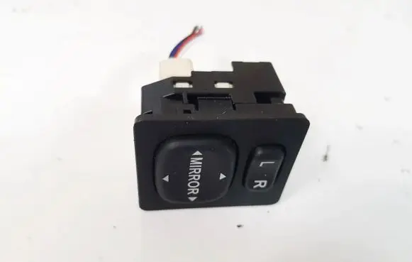 Toyota Yaris Wing mirror switch 769746e