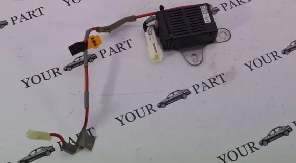 Lexus GS 300 350 430 450H Aerial antenna filter 05373