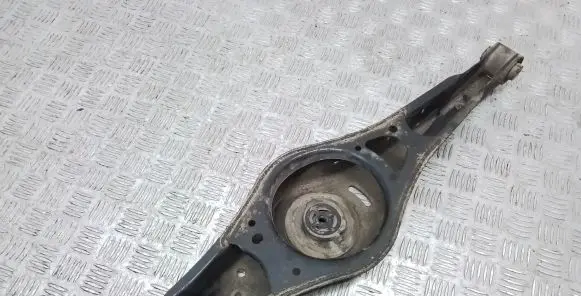 Volkswagen PASSAT B7 USA Coil spring/strut mount 