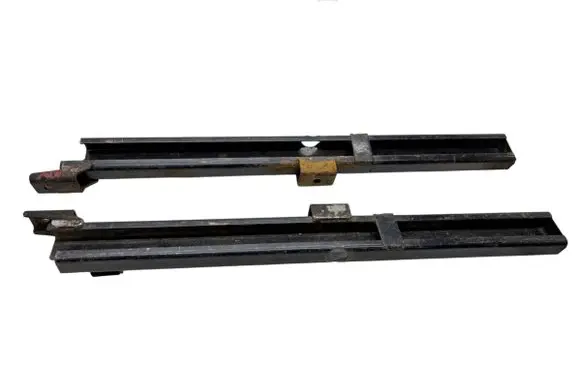 Volkswagen Multivan T4 Rear seat guide rail 