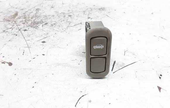 KIA Sorento Tailgate opening switch 935503E010