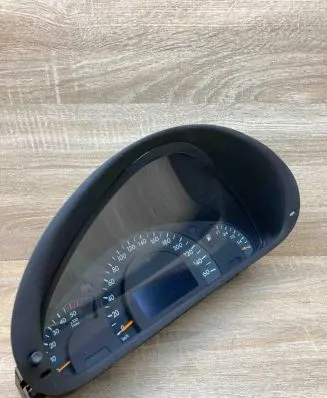 Mercedes-Benz C W203 Speedometer (instrument cluster) A2035401347 110080183 WithPlug