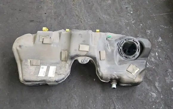 Jaguar XE Fuel tank GX739K007DD IMPRK1547945