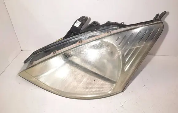 Ford Focus Headlight/headlamp