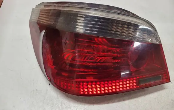 BMW 5 E60 E61 Rear/tail lights 6910767