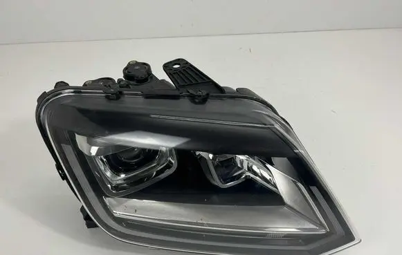Volkswagen Amarok Headlight/headlamp 2H1941016T 90062213 900622130M70