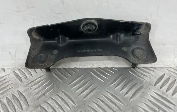 Mercedes-Benz GL X166 Other body part A1664700181