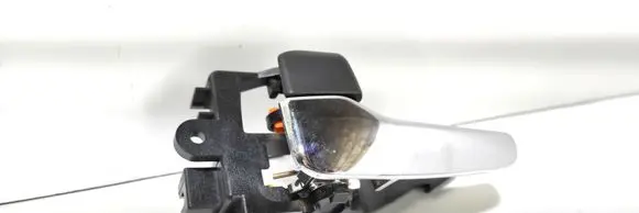 Mitsubishi Outlander Rear door interior handle