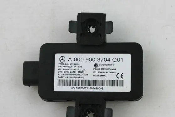 Mercedes-Benz CLA C117 X117 W117 Tire pressure control unit A0009003704