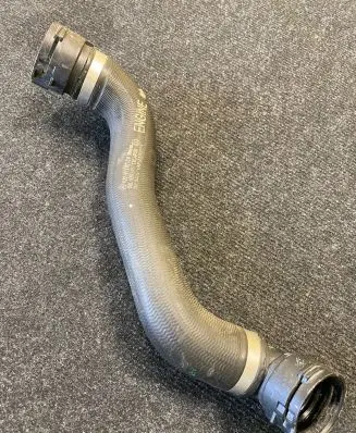 Mercedes-Benz C W205 Engine coolant pipe/hose A2055013182